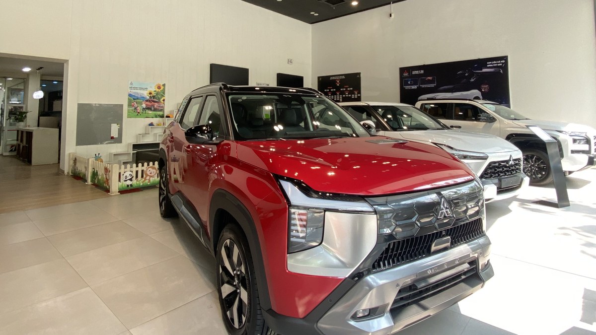 Mitsubishi Destinator tại Mitsubishi Diễn Châu